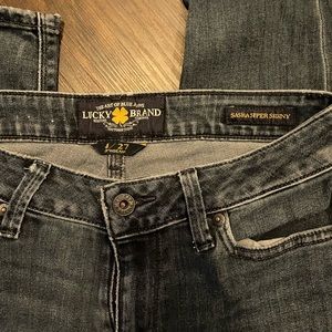 Lucky brand jeans.